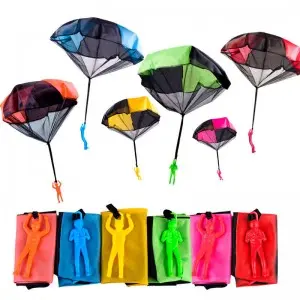 Children Outdoor Free Flying Sky Diving Toy Watching Landing Toy Jump-sack Hand Throwing Soldier Parachute Toys for Kids