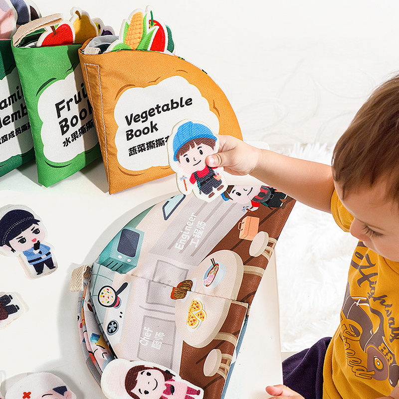 Cloth Book Set (1)