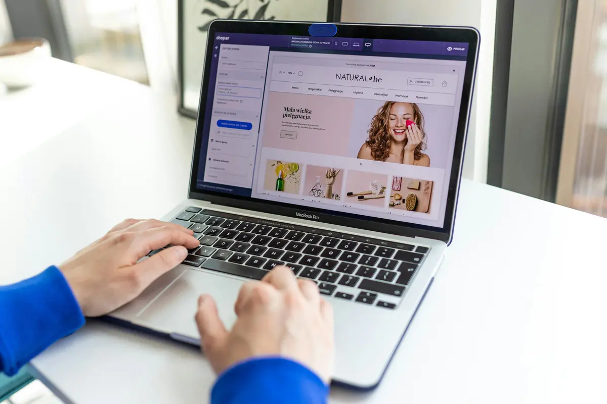 E-Commerce Titans Shift Gear with Semi and Full Management Services: A Game Changer for Online Sellers
